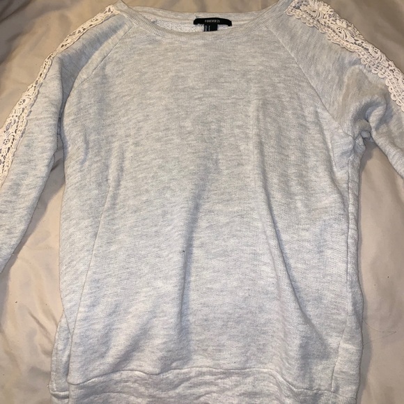 Sweater - Picture 1 of 3